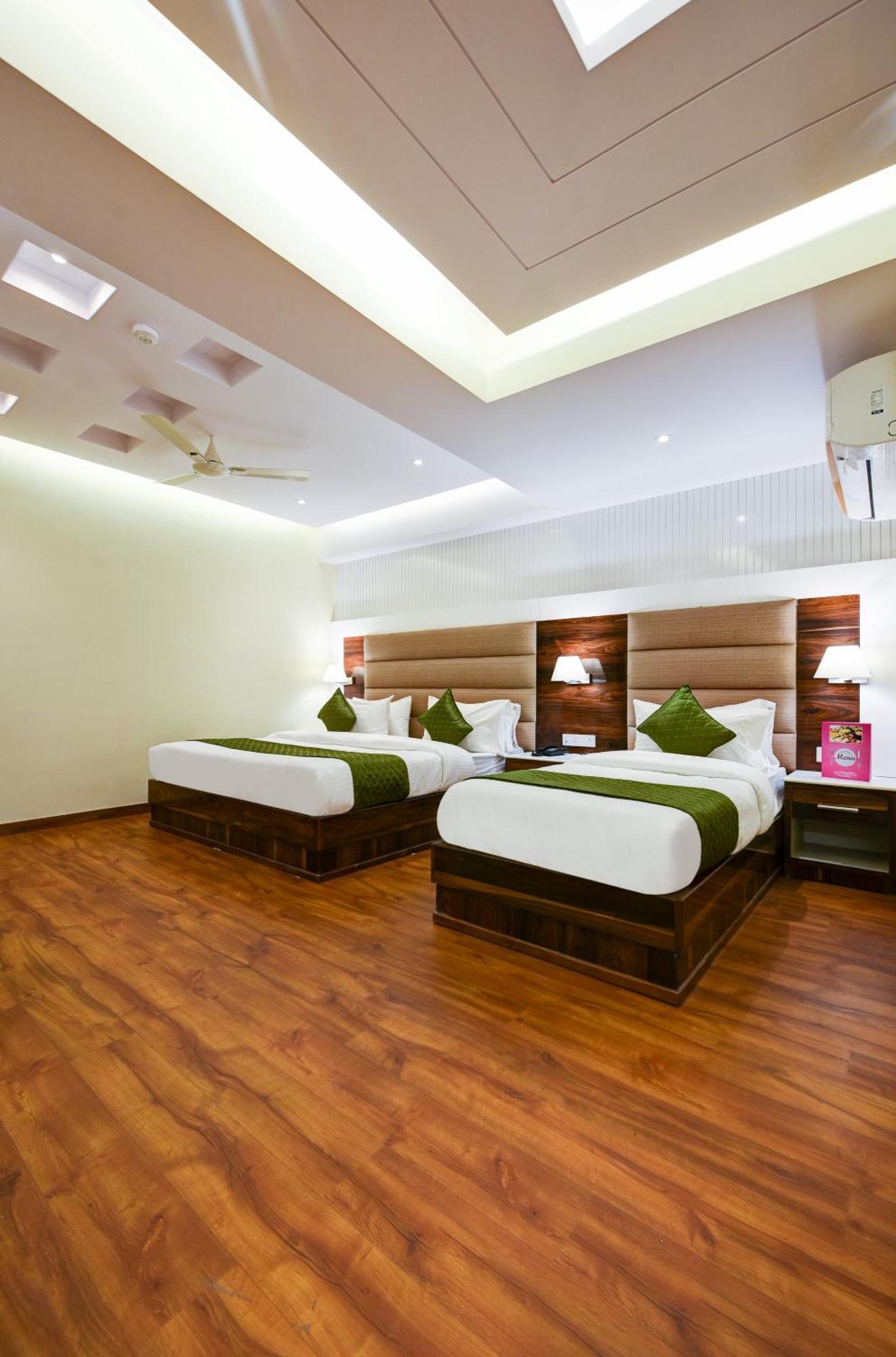 Hotel Geet Deluxe Νέο Δελχί Εξωτερικό φωτογραφία