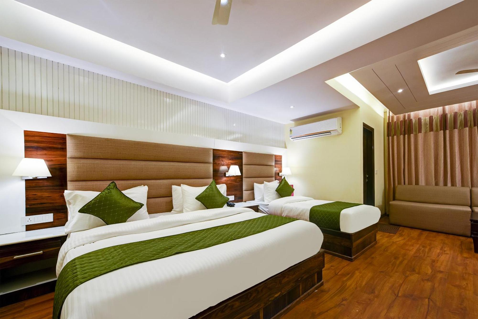 Hotel Geet Deluxe Νέο Δελχί Εξωτερικό φωτογραφία