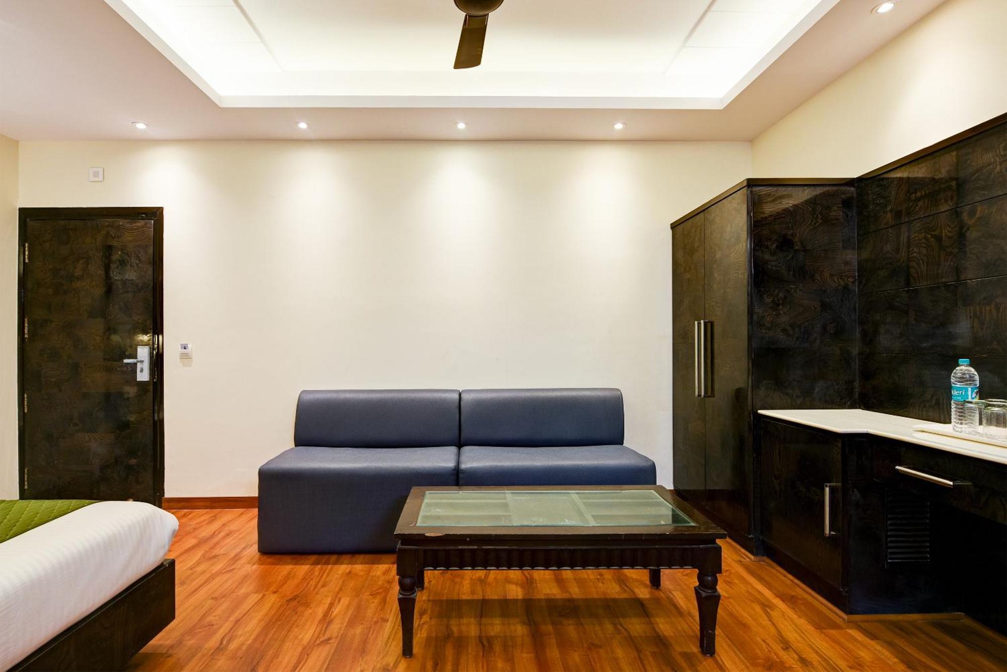 Hotel Geet Deluxe Νέο Δελχί Εξωτερικό φωτογραφία