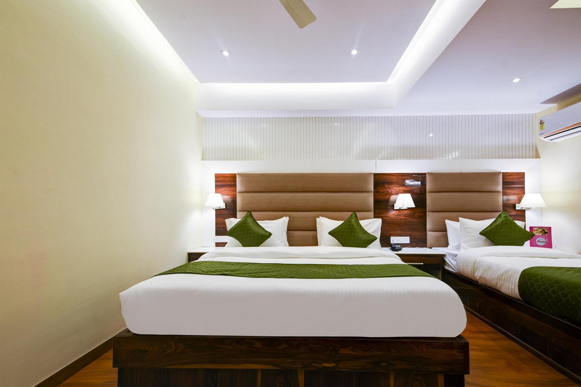 Hotel Geet Deluxe Νέο Δελχί Εξωτερικό φωτογραφία