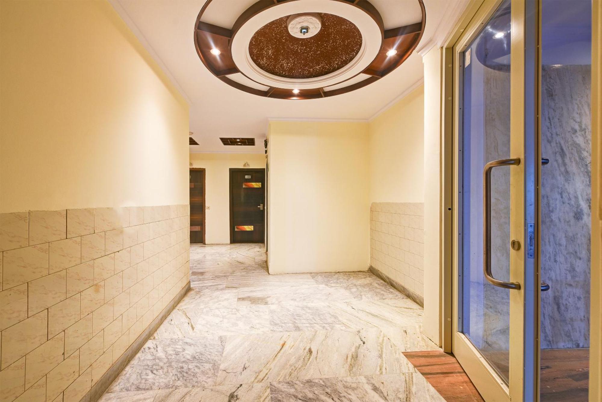 Hotel Geet Deluxe Νέο Δελχί Εξωτερικό φωτογραφία